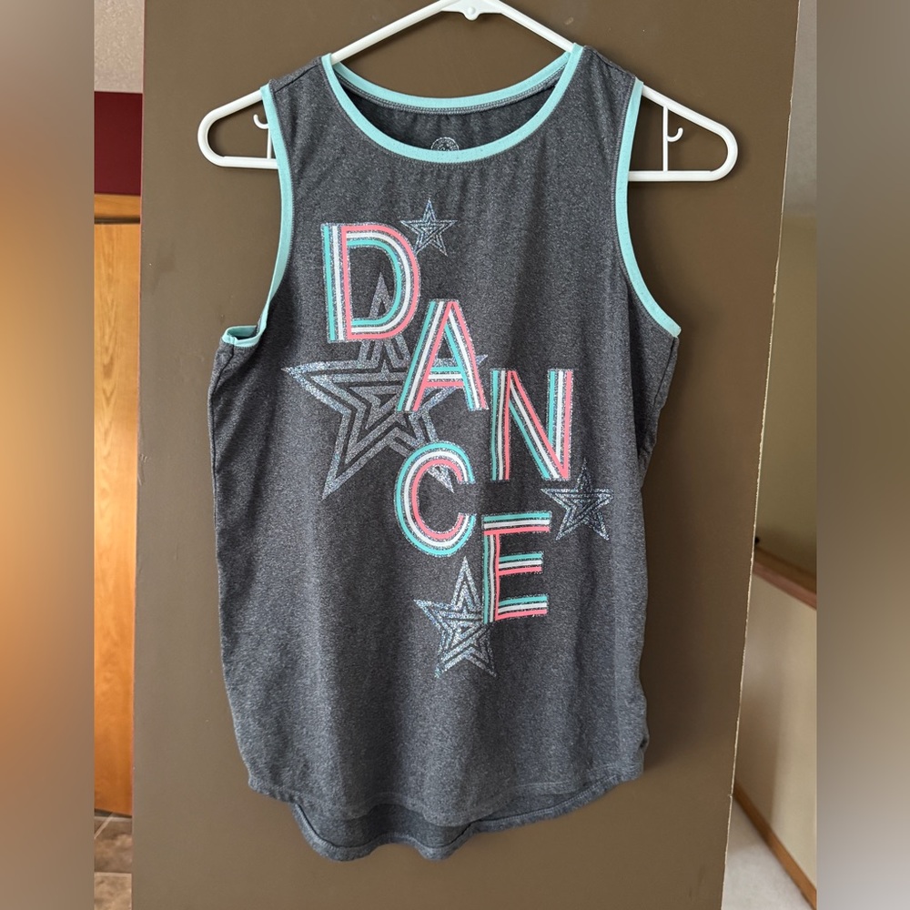 NWOT SO gray Graphic Tank Top